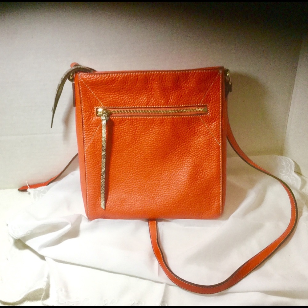 G.I.L.I. Crossbody. Impeccable condition.